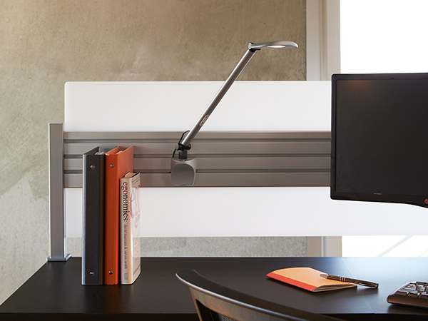 astra-3-single-arm-desk-top-task-light